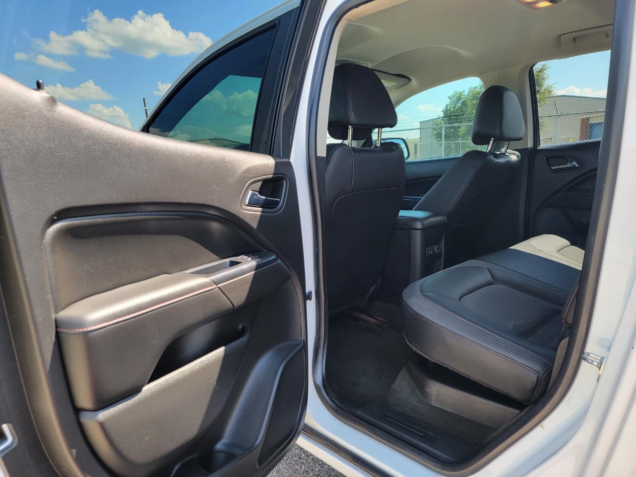 GMC Canyon 4WD Crew Cab 128.3" All Terrain w/Cloth 2018