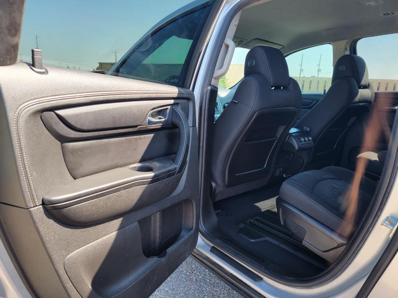 GMC Acadia FWD 4dr SLE2 2014