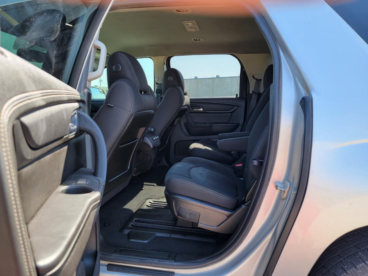 GMC Acadia FWD 4dr SLE2 2014