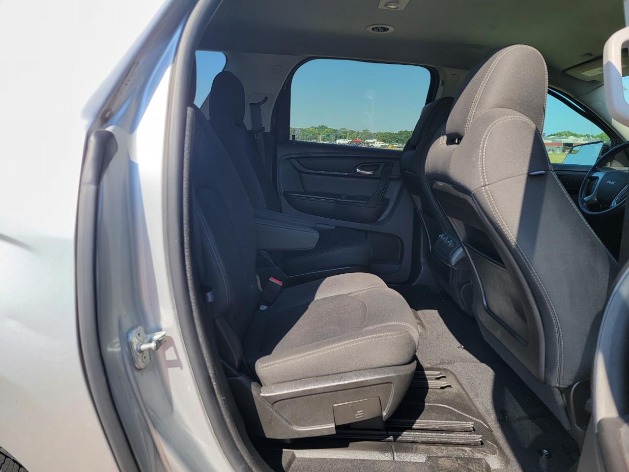 GMC Acadia FWD 4dr SLE2 2014
