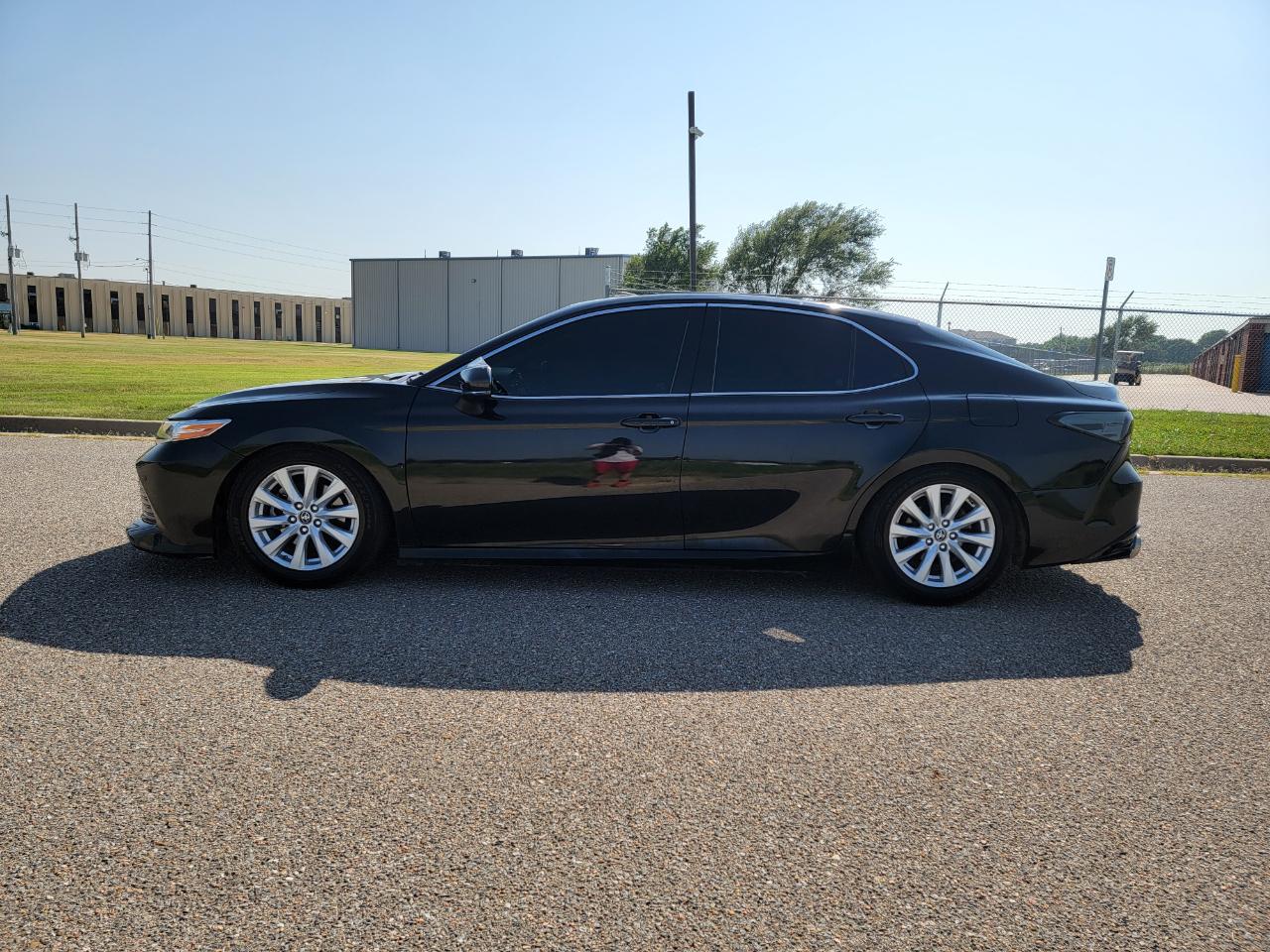 Toyota Camry XLE Auto (Natl) 2018
