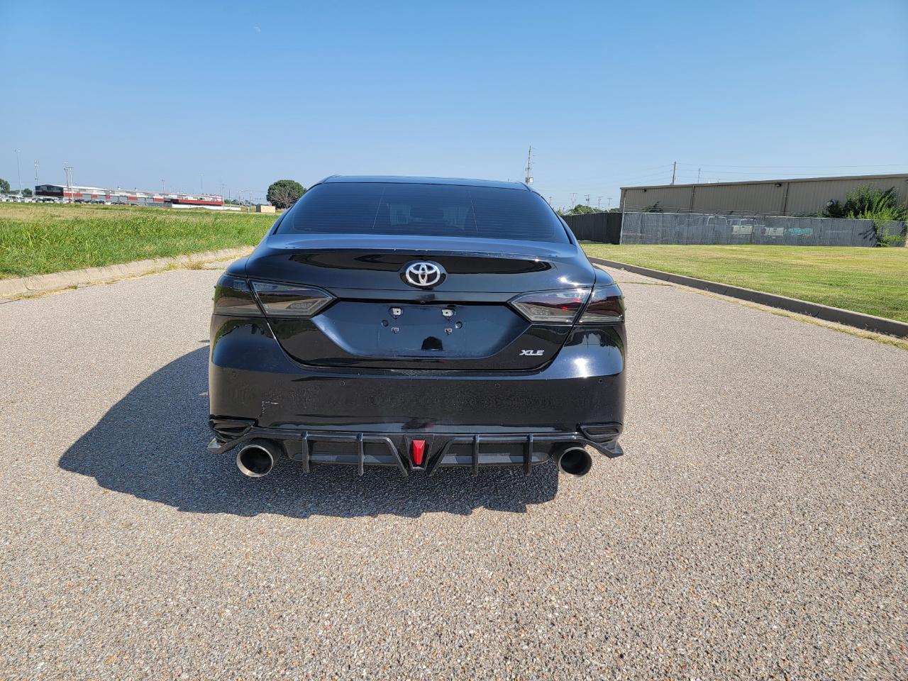 Toyota Camry XLE Auto (Natl) 2018