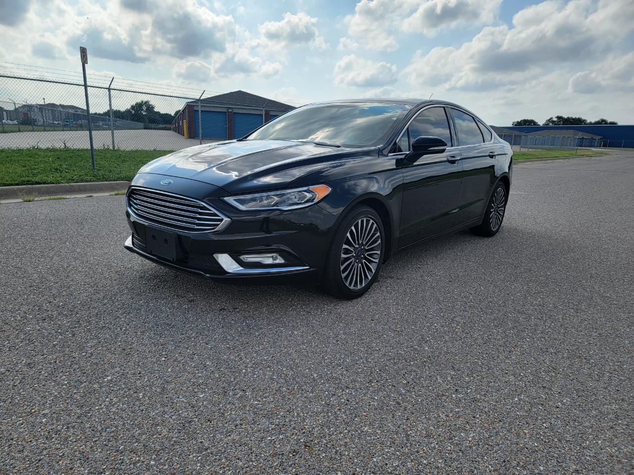 Ford Fusion Titanium FWD 2017