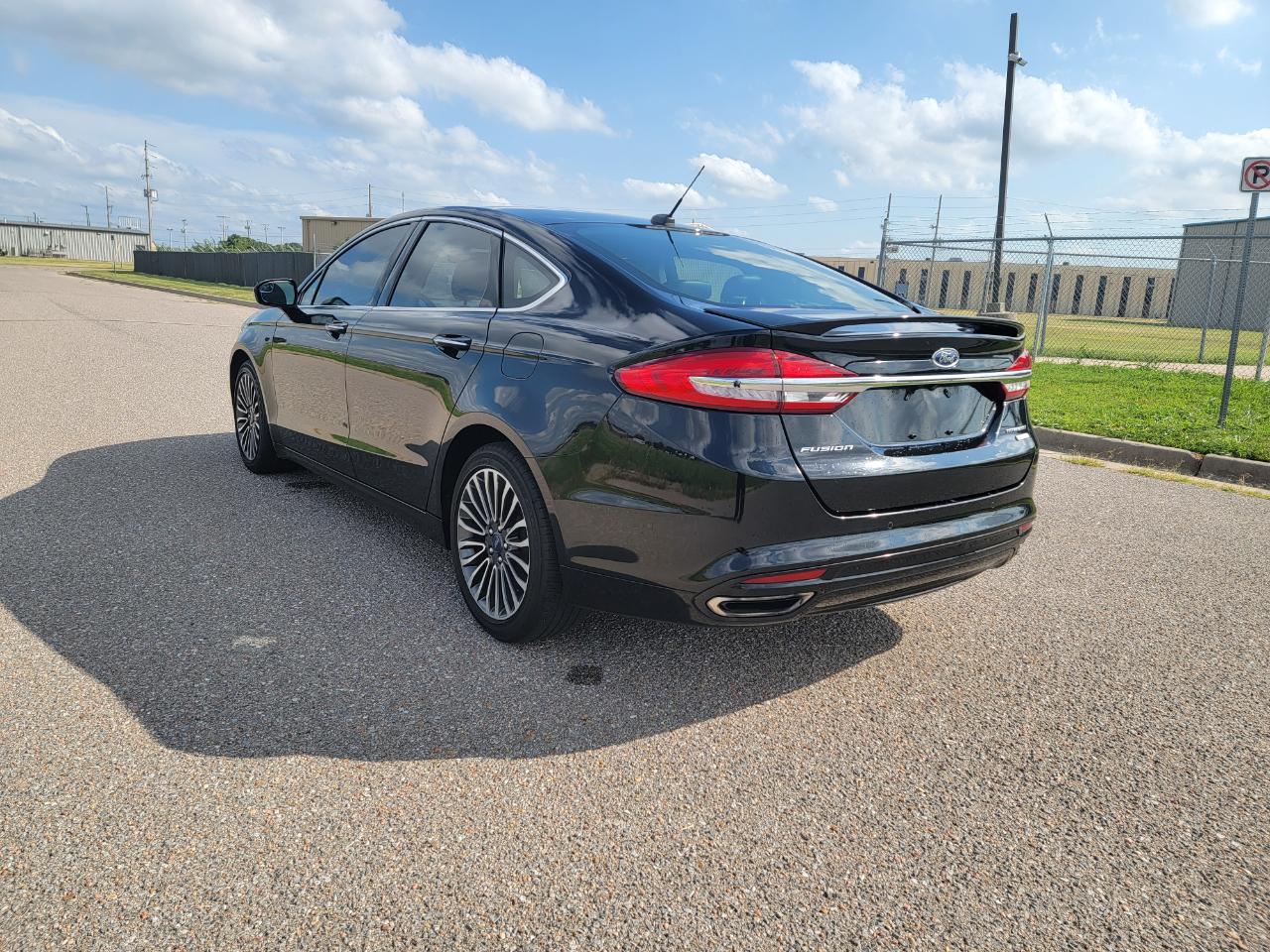 Ford Fusion Titanium FWD 2017
