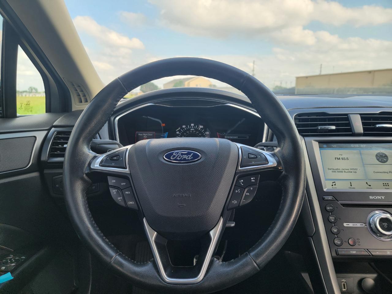 Ford Fusion Titanium FWD 2017