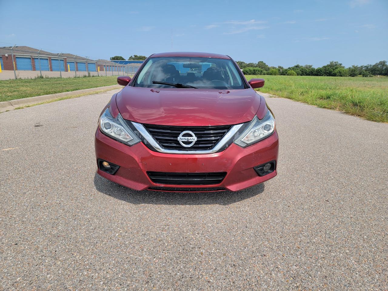 Nissan Altima 2.5 SV Sedan 2017