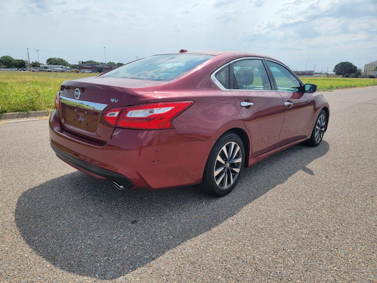 Nissan Altima 2.5 SV Sedan 2017