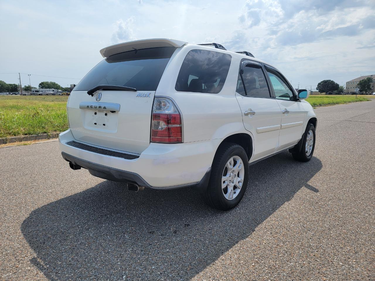 Acura MDX 4dr SUV AT Touring RES w/Navi 2005