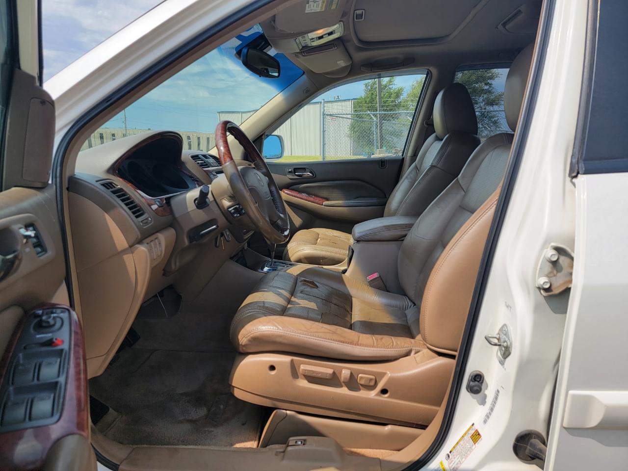 Acura MDX 4dr SUV AT Touring RES w/Navi 2005