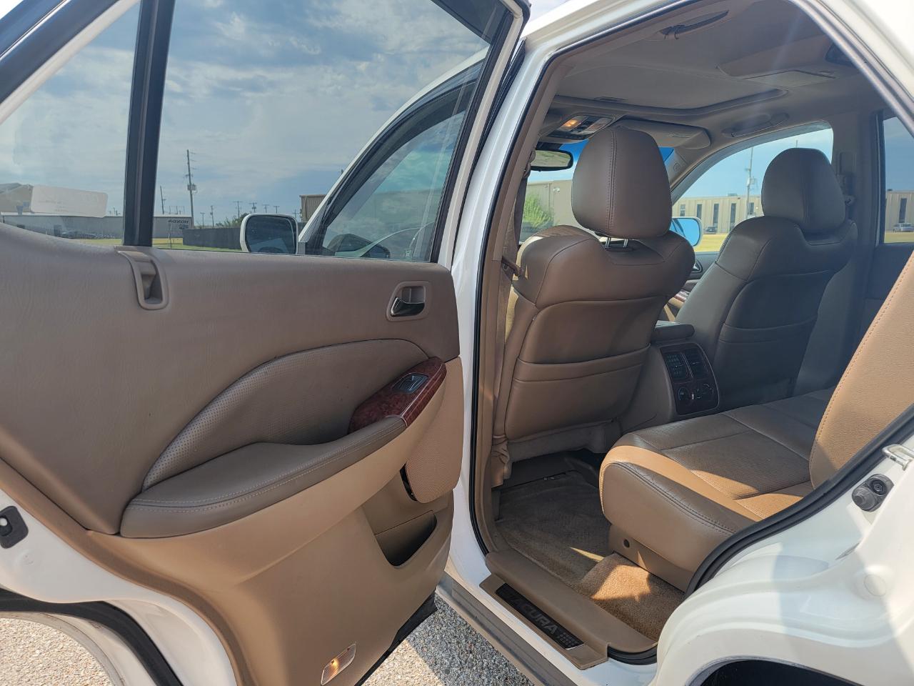 Acura MDX 4dr SUV AT Touring RES w/Navi 2005