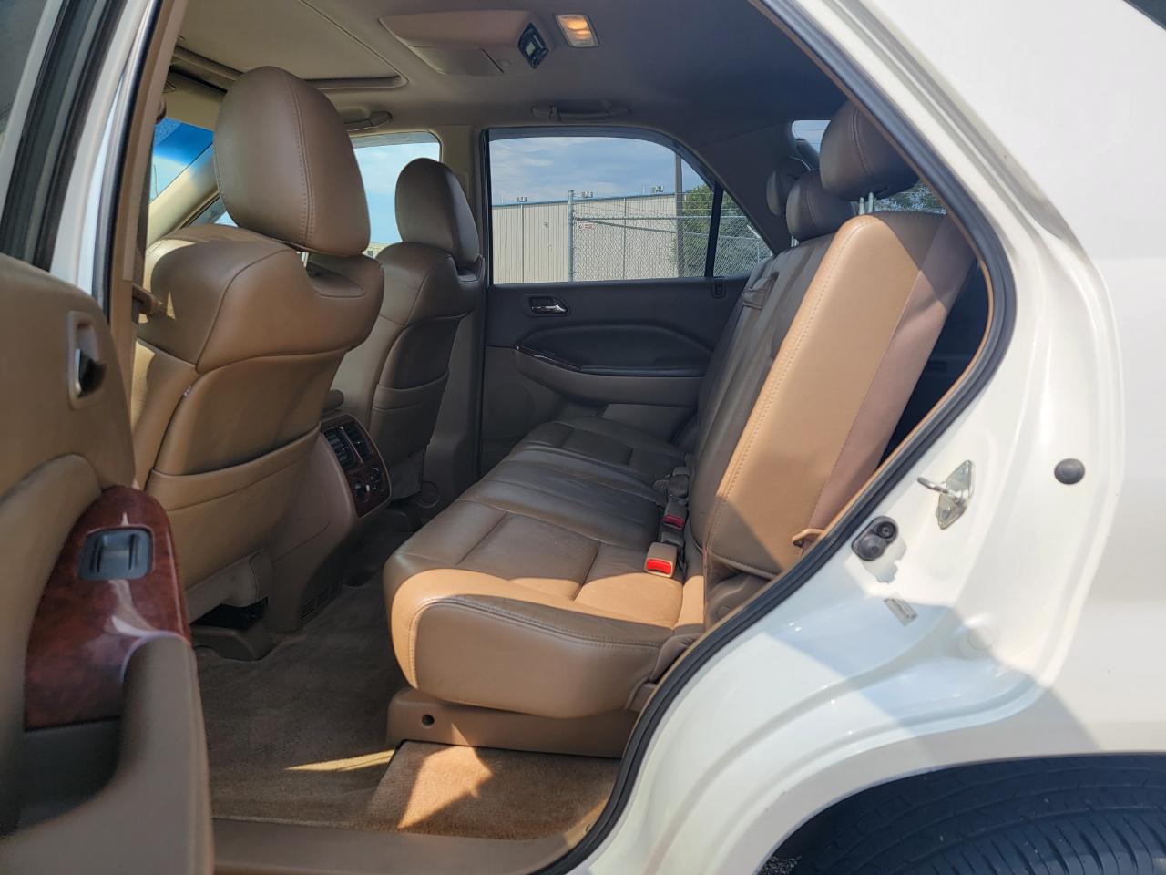 Acura MDX 4dr SUV AT Touring RES w/Navi 2005