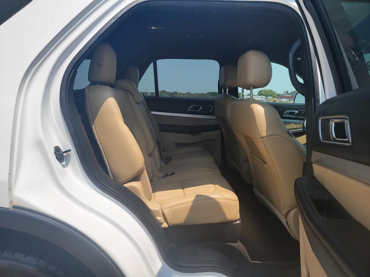 Ford Explorer XLT FWD 2017