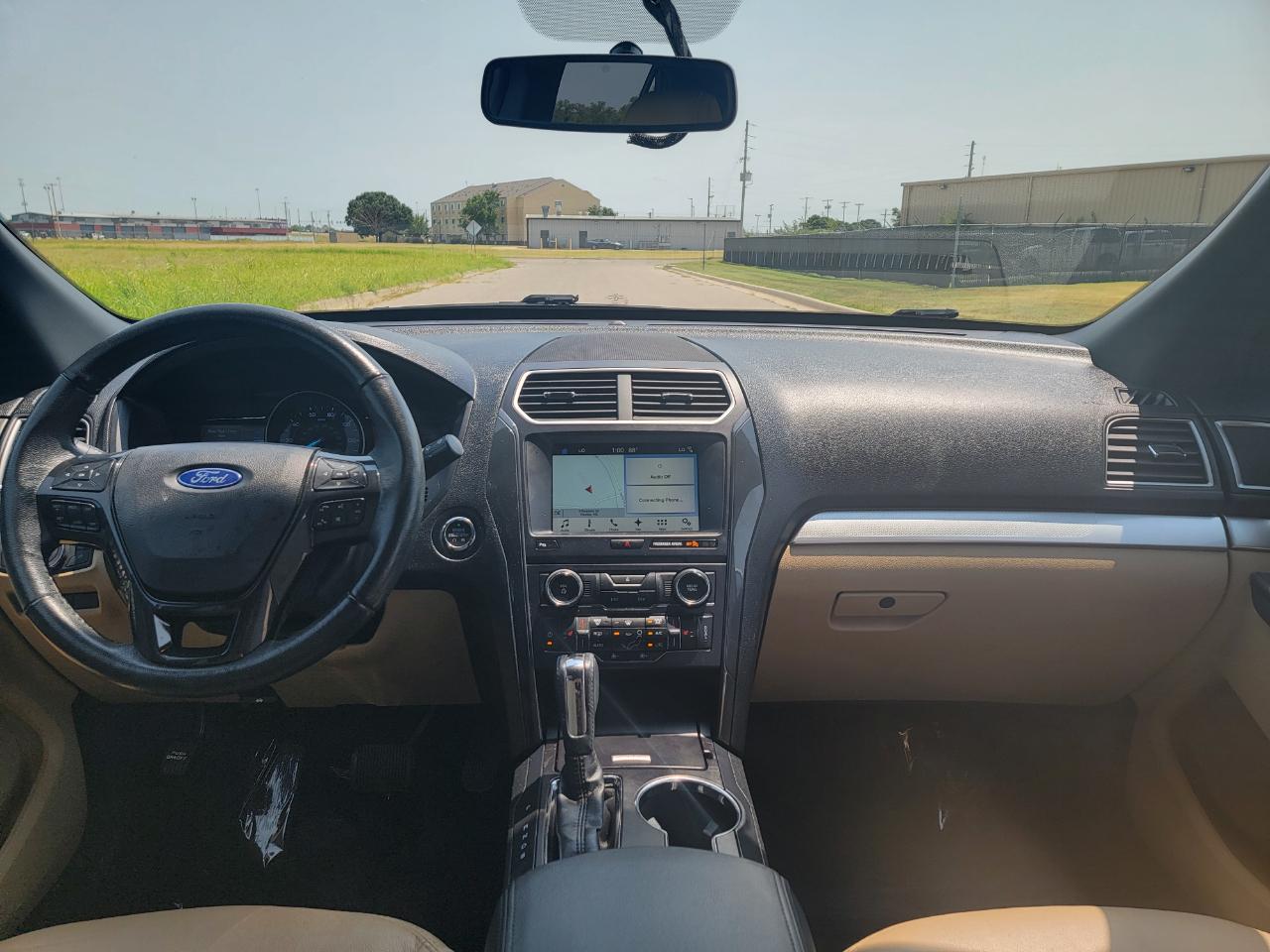 Ford Explorer XLT FWD 2017