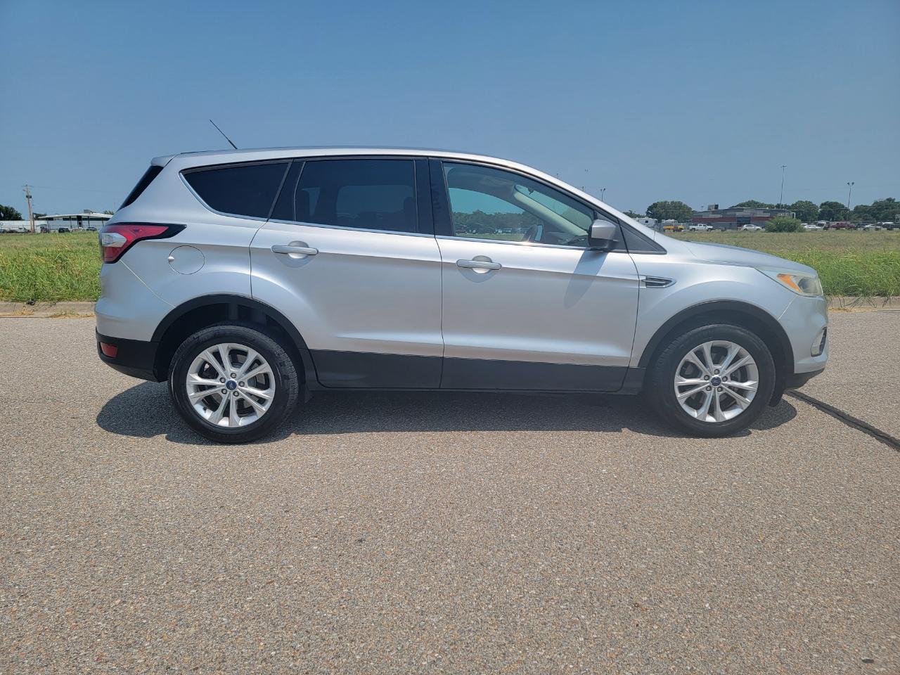 Ford Escape SE FWD 2017