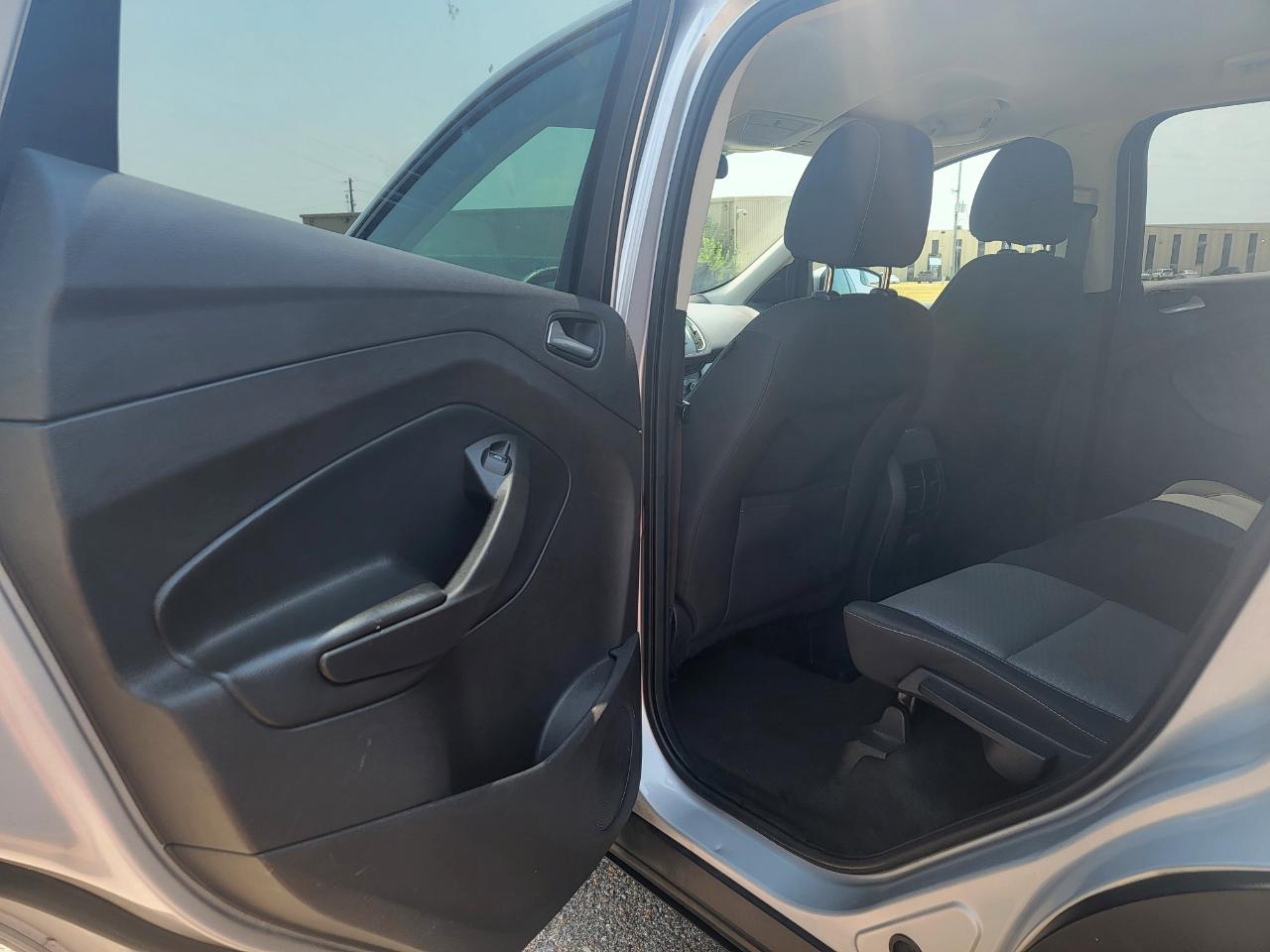 Ford Escape SE FWD 2017