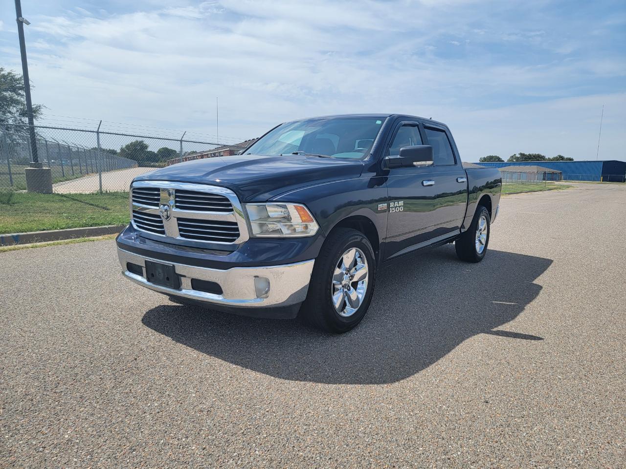 RAM 1500 2WD Crew Cab 140.5" Big Horn 2013