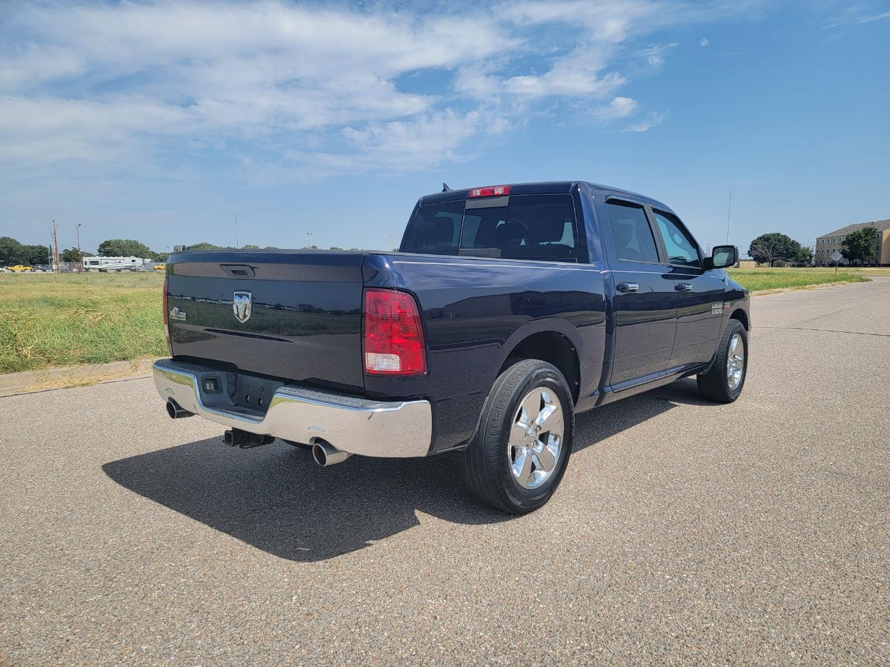 RAM 1500 2WD Crew Cab 140.5" Big Horn 2013