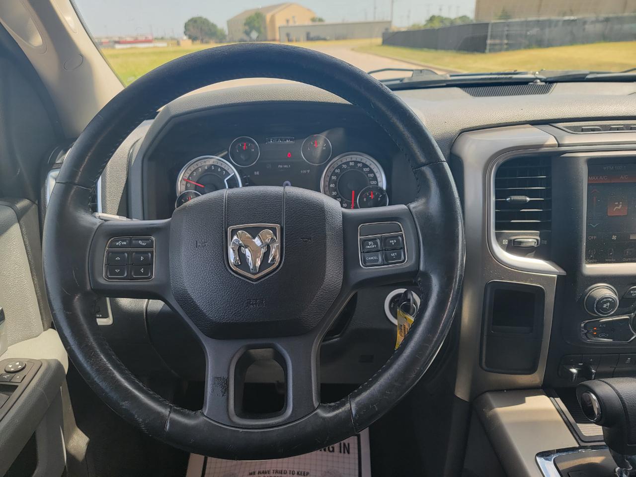 RAM 1500 2WD Crew Cab 140.5" Big Horn 2013