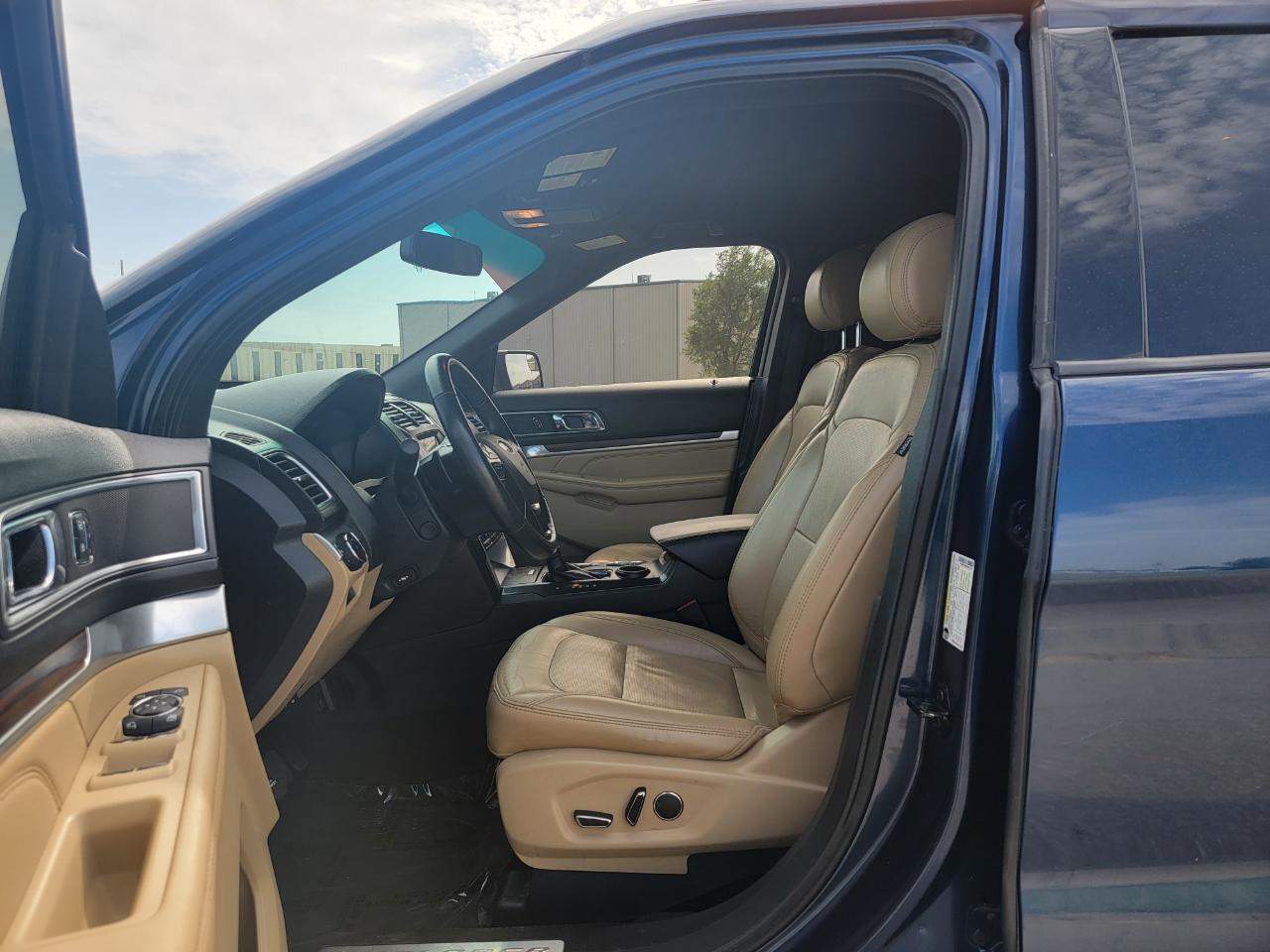 Ford Explorer Limited FWD 2017