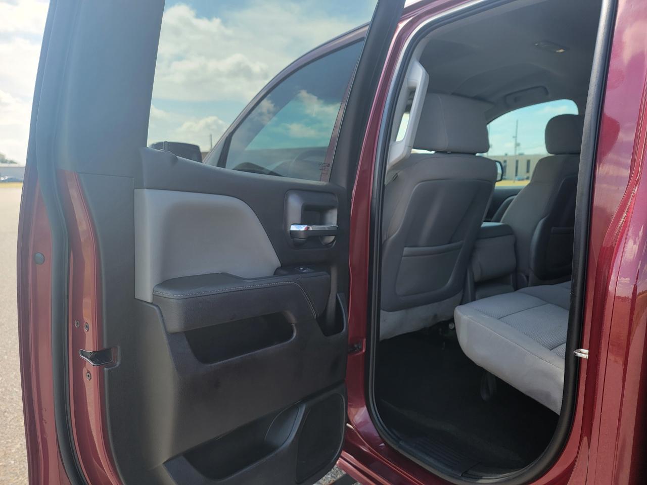 Chevrolet Silverado 1500 4WD Double Cab 143.5" LS 2015