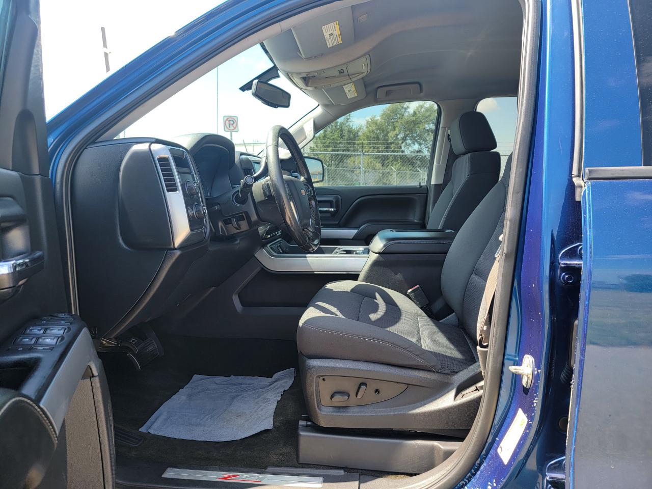 Chevrolet Silverado 1500 4WD Crew Cab 143.5" LT w/2LT 2016
