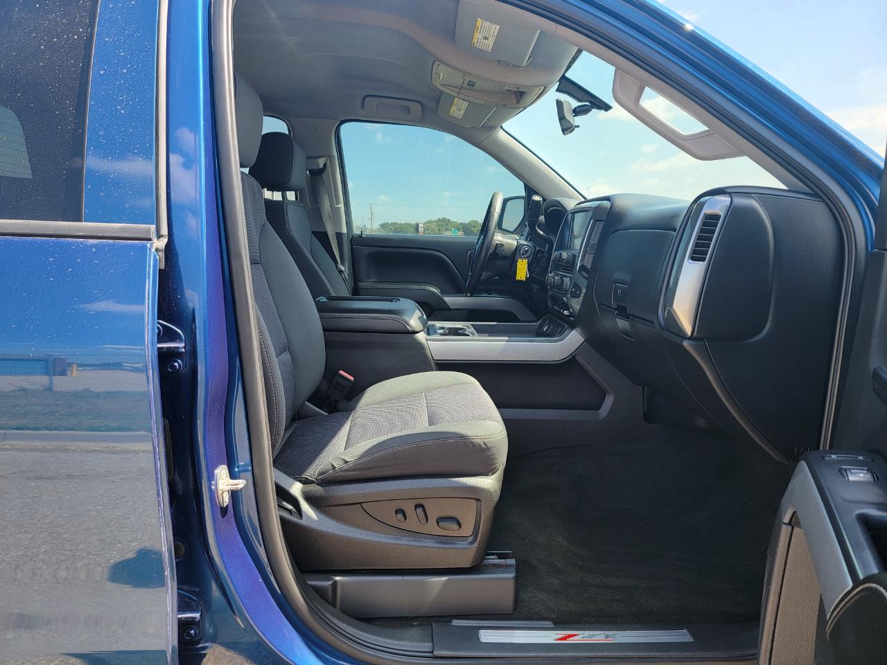 Chevrolet Silverado 1500 4WD Crew Cab 143.5" LT w/2LT 2016