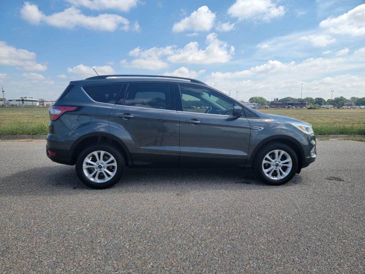 Ford Escape SE FWD 2018
