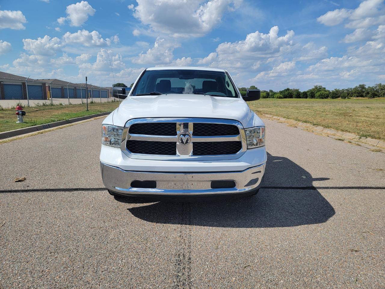 RAM 1500 Classic Tradesman 4x2 Quad Cab 6'4" Box 2020