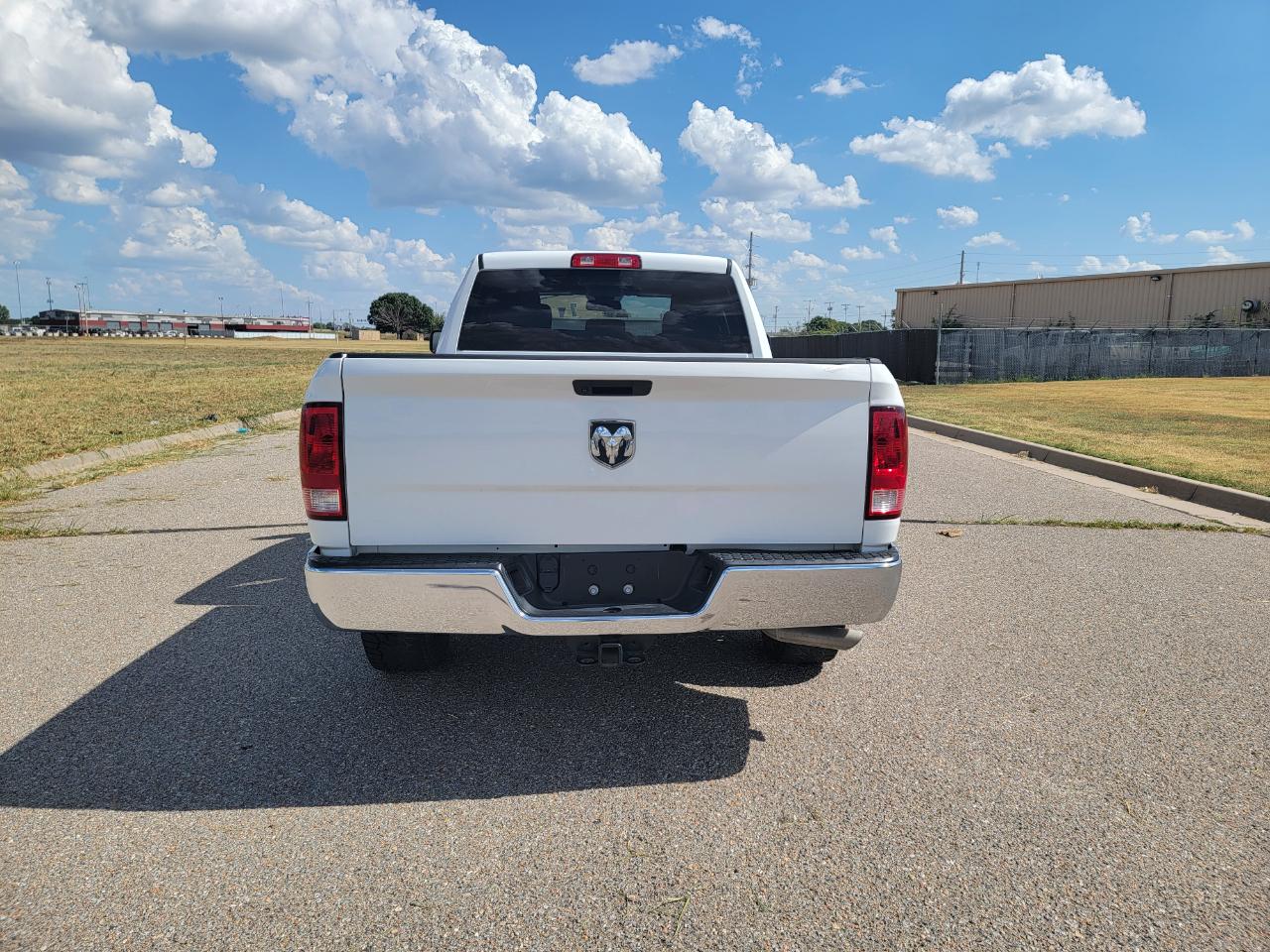 RAM 1500 Classic Tradesman 4x2 Quad Cab 6'4" Box 2020