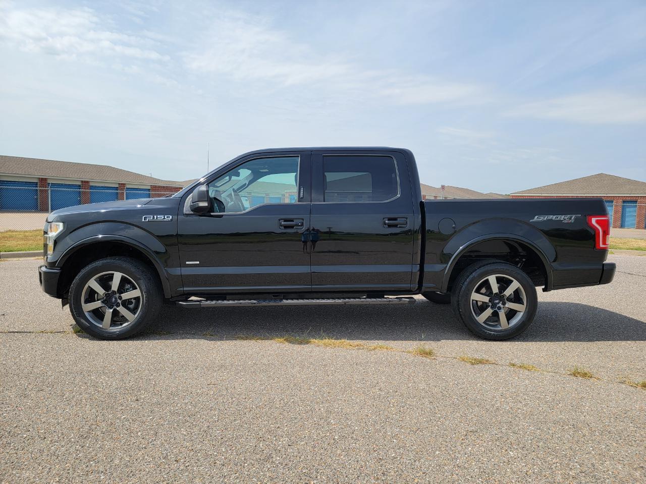 Ford F-150 4WD SuperCrew 145" Lariat 2016