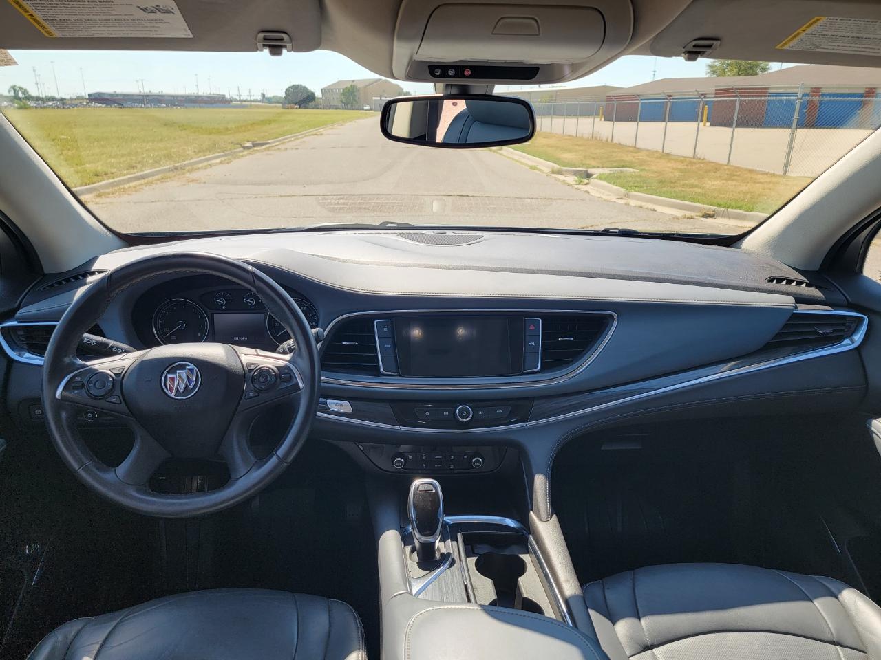 Buick Enclave AWD 4dr Essence 2021