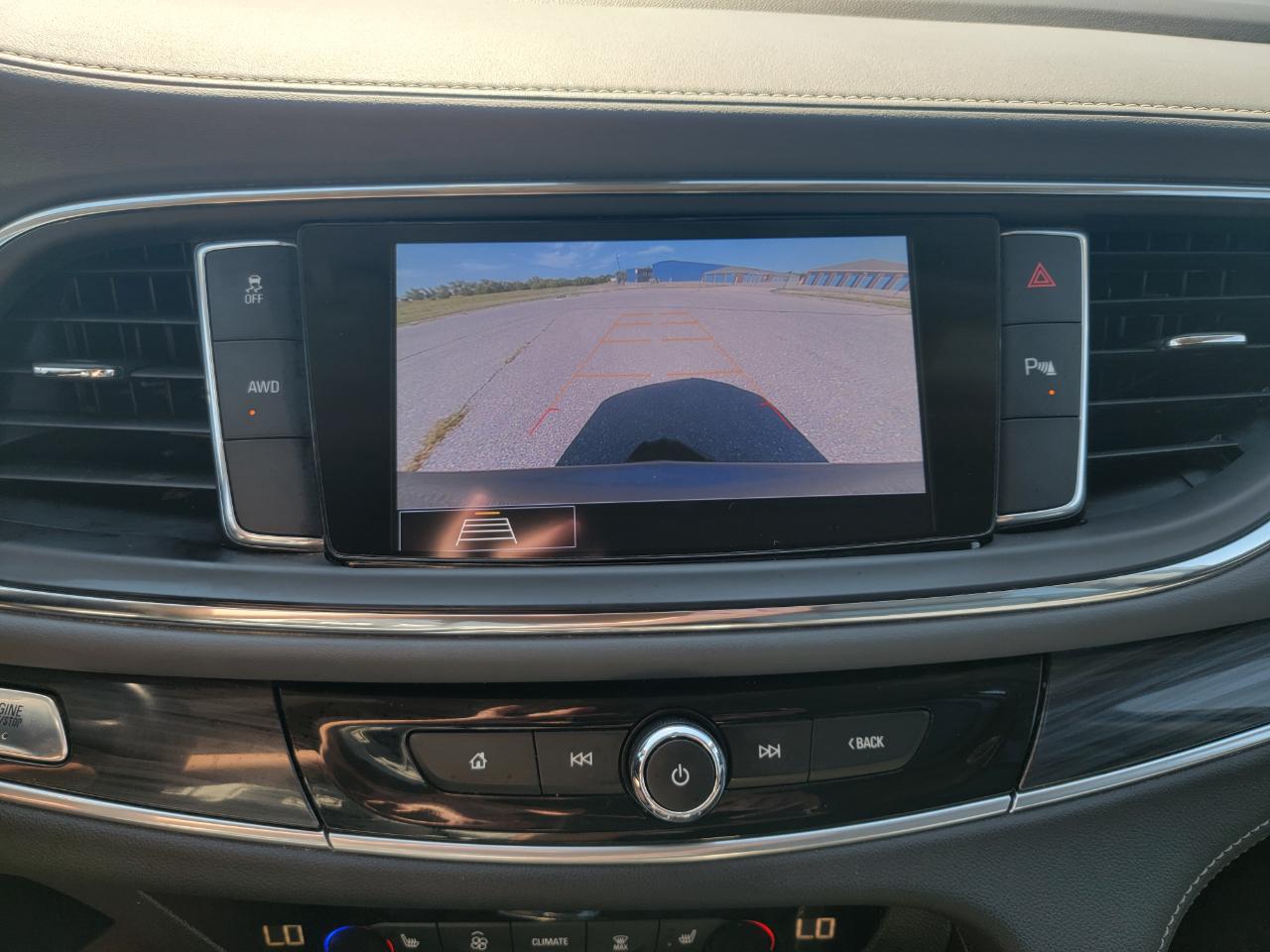 Buick Enclave AWD 4dr Essence 2021