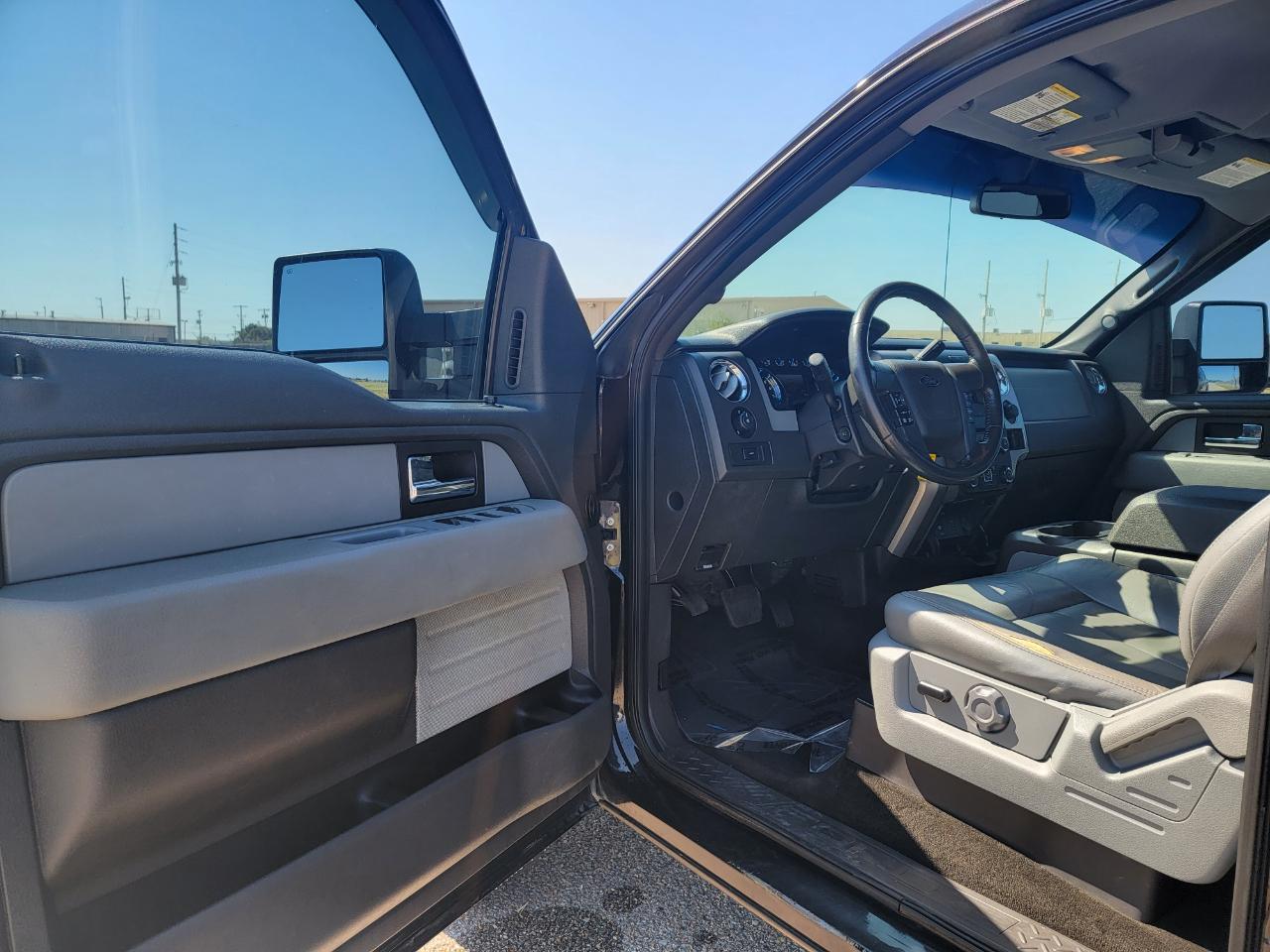 Ford F-150 4WD SuperCrew 145" King Ranch 2014