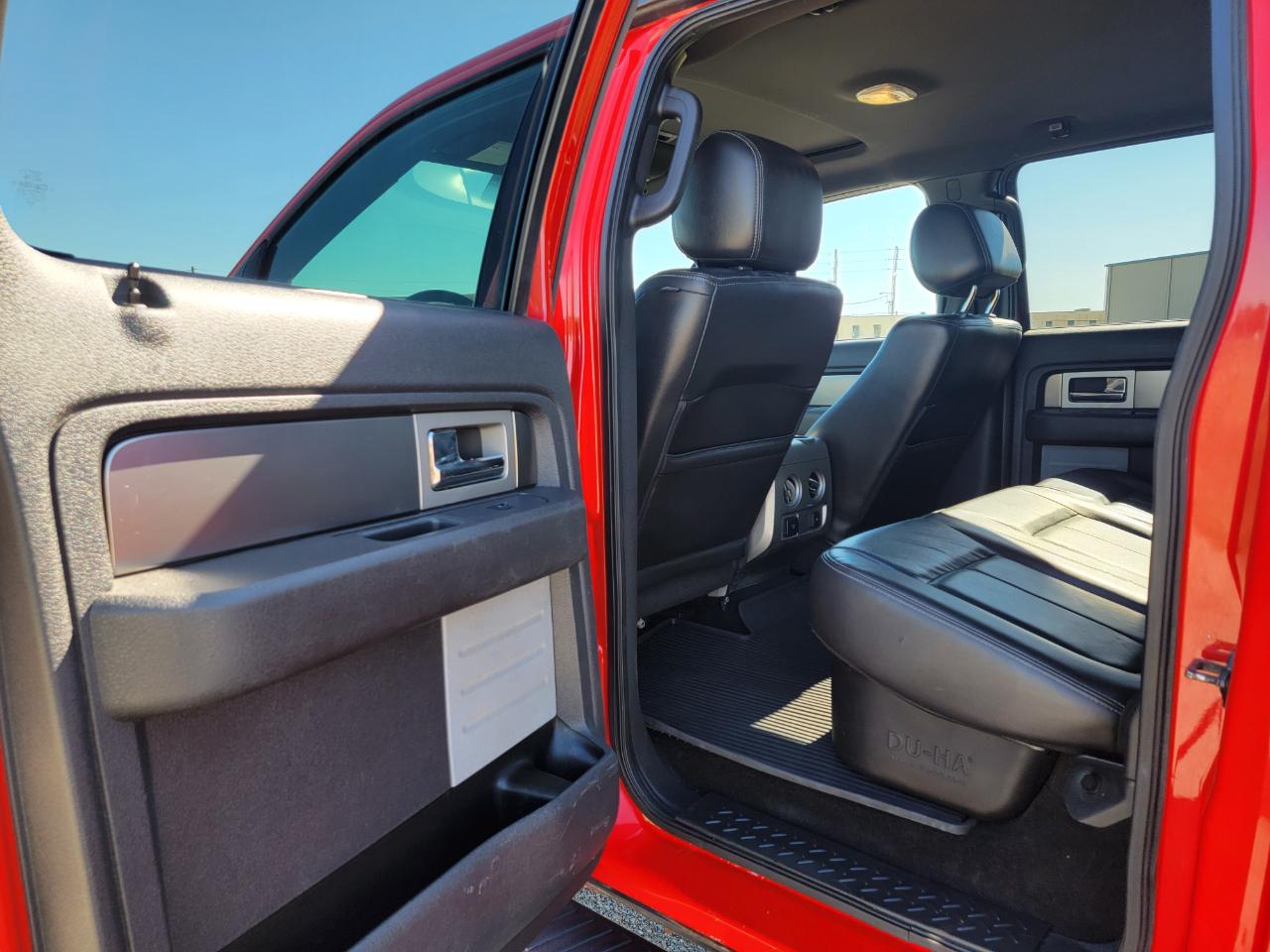 Ford F-150 4WD SuperCrew 145" Platinum 2013