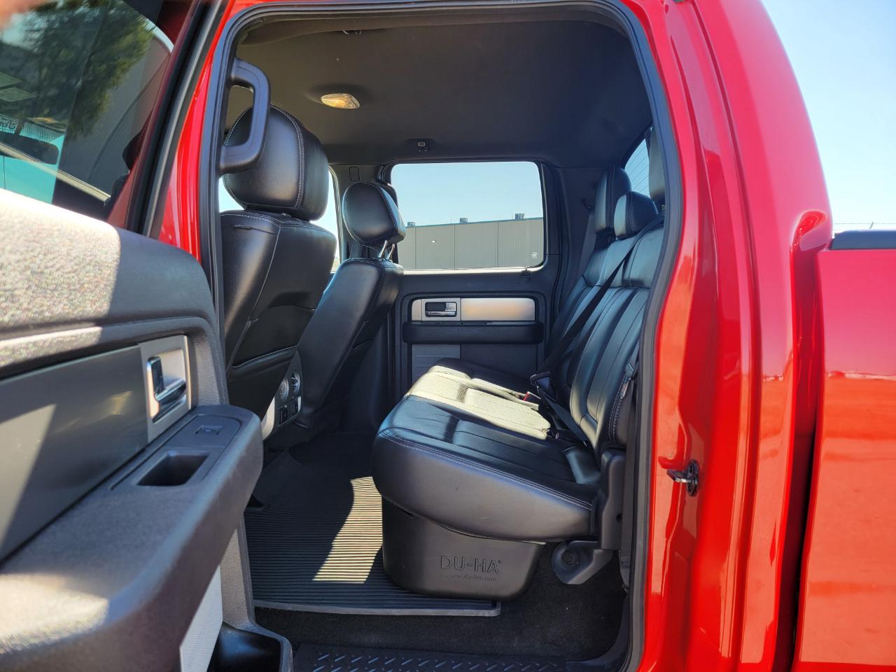 Ford F-150 4WD SuperCrew 145" Platinum 2013