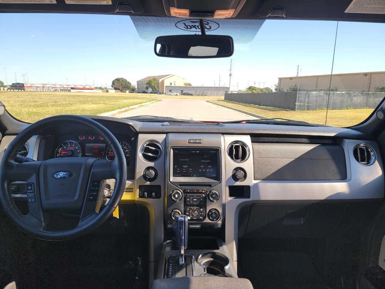 Ford F-150 4WD SuperCrew 145" Platinum 2013
