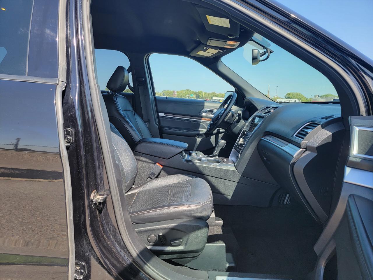 Ford Explorer Limited 4WD 2019