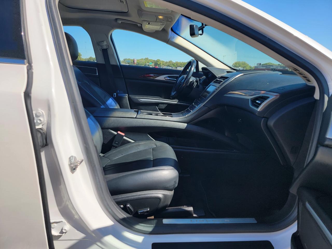 Lincoln MKZ 4dr Sdn AWD 2015
