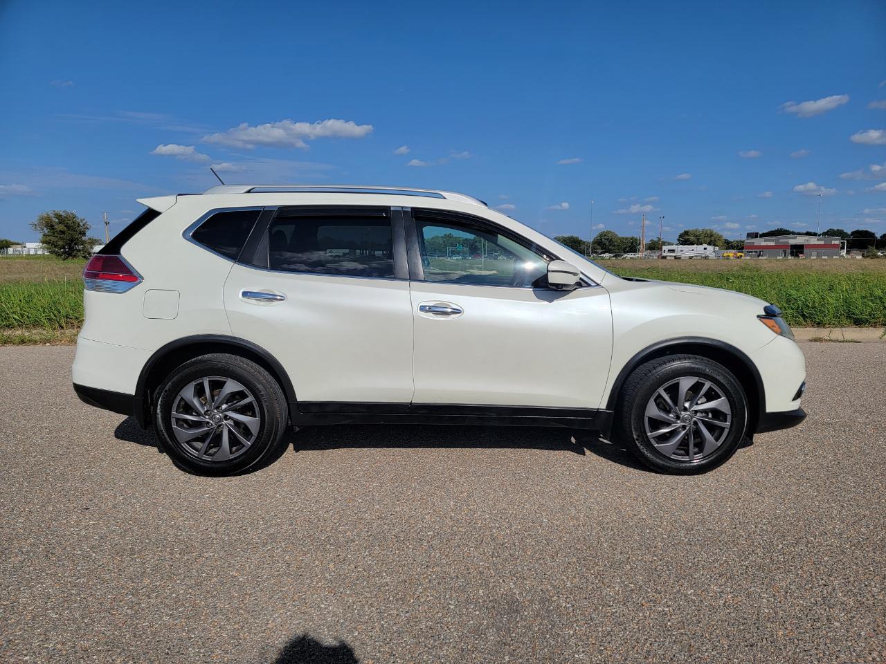 Nissan Rogue FWD 4dr SL 2016