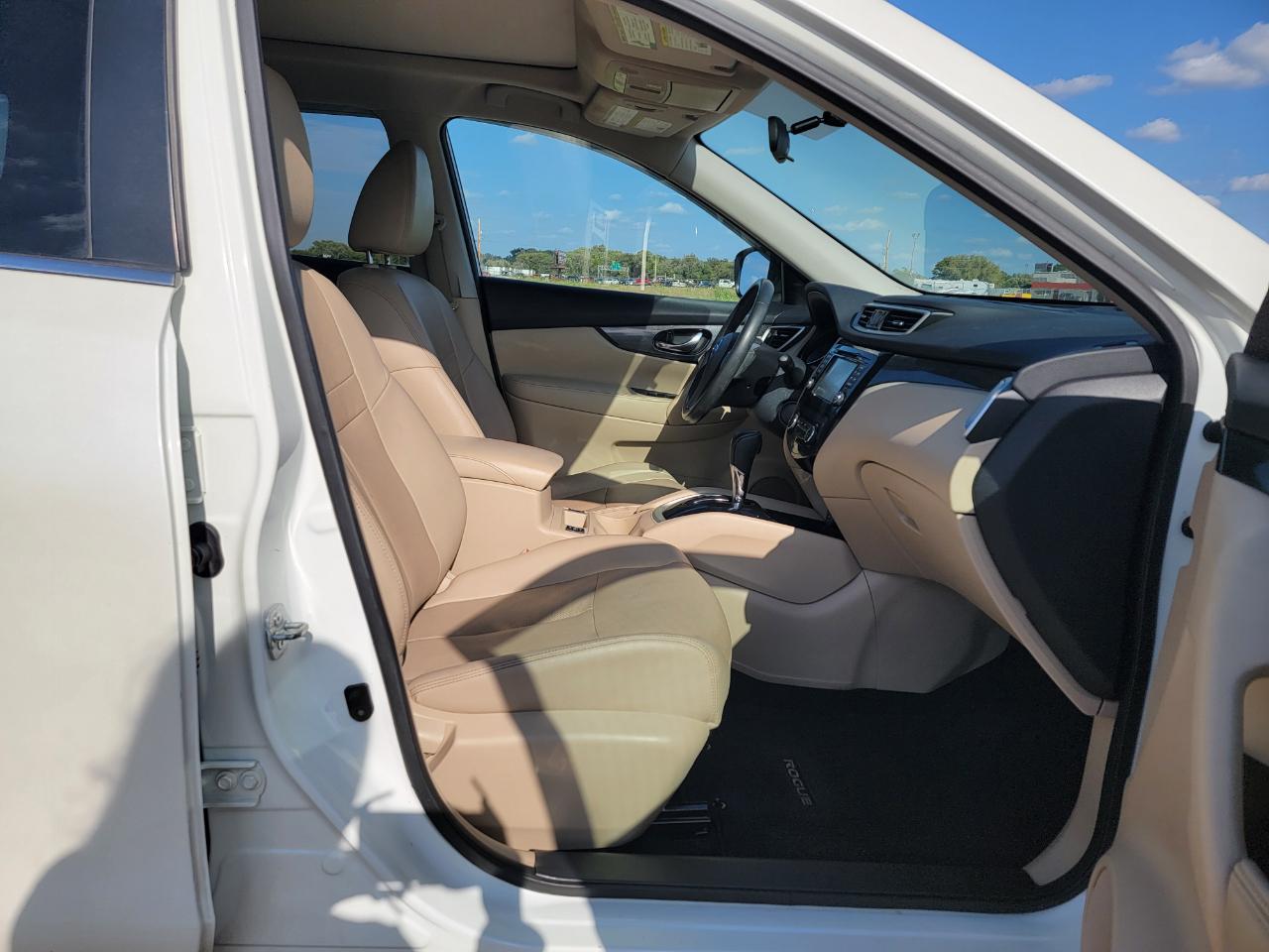 Nissan Rogue FWD 4dr SL 2016