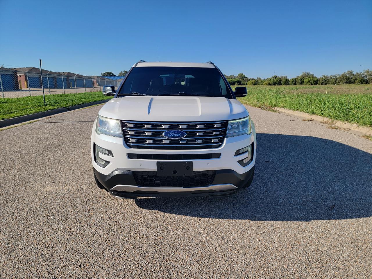 Ford Explorer FWD 4dr XLT 2016