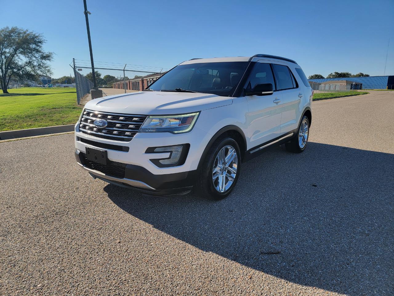 Ford Explorer FWD 4dr XLT 2016