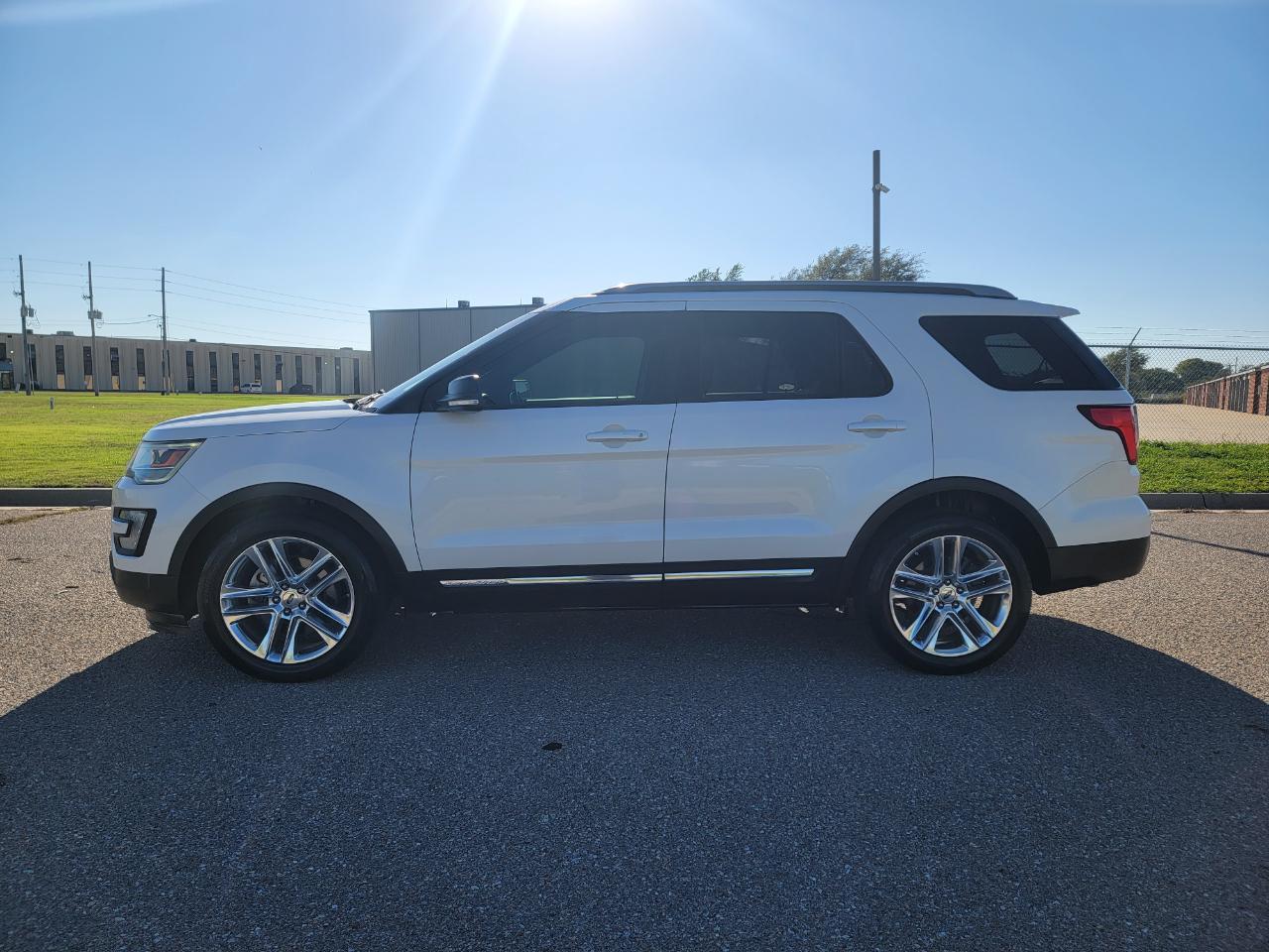 Ford Explorer FWD 4dr XLT 2016