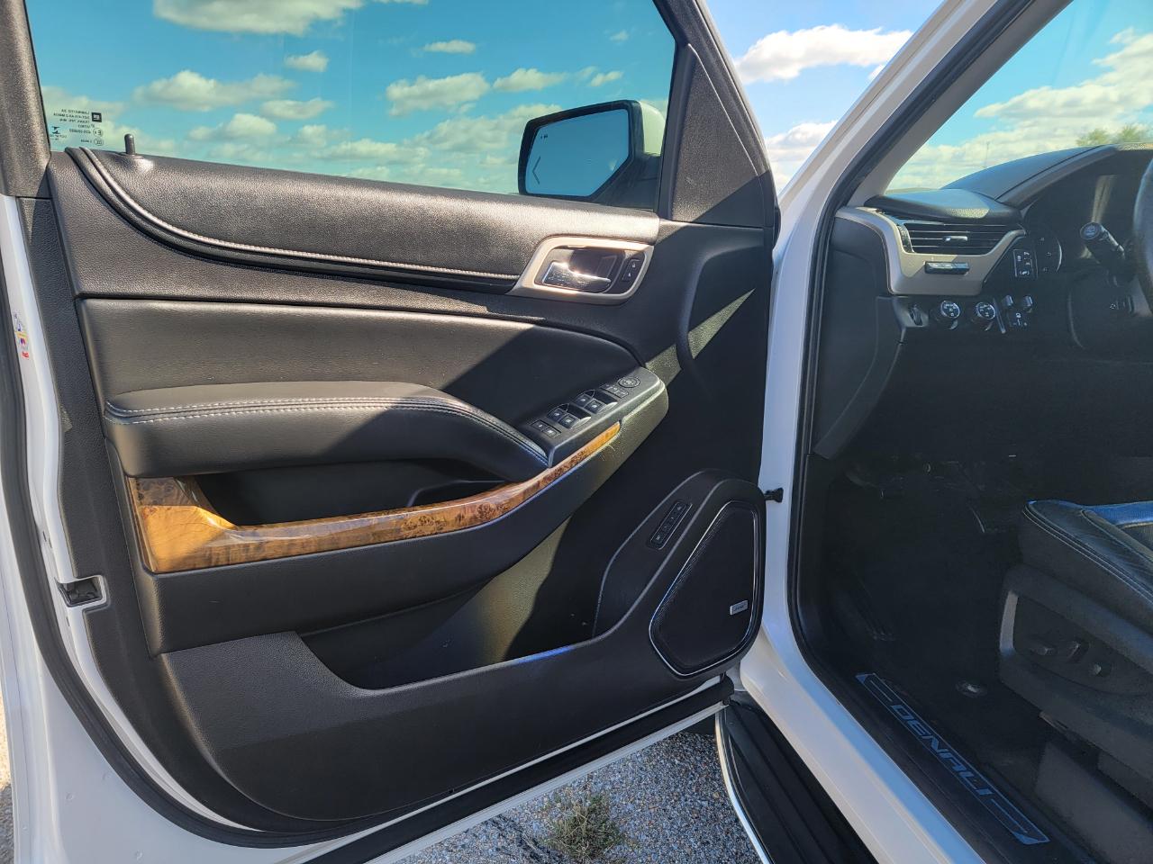 GMC Yukon XL 4WD 4dr Denali 2016