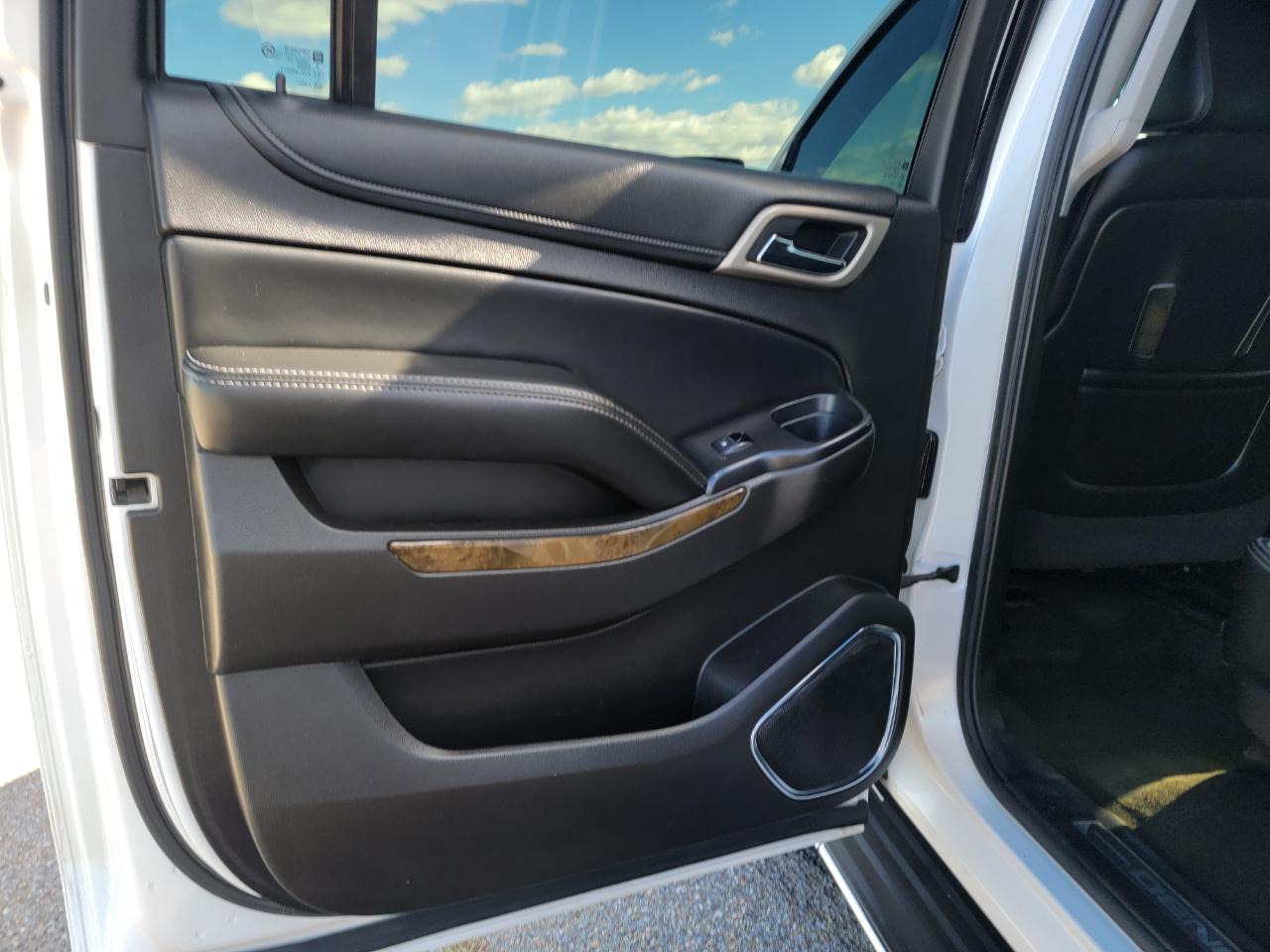 GMC Yukon XL 4WD 4dr Denali 2016