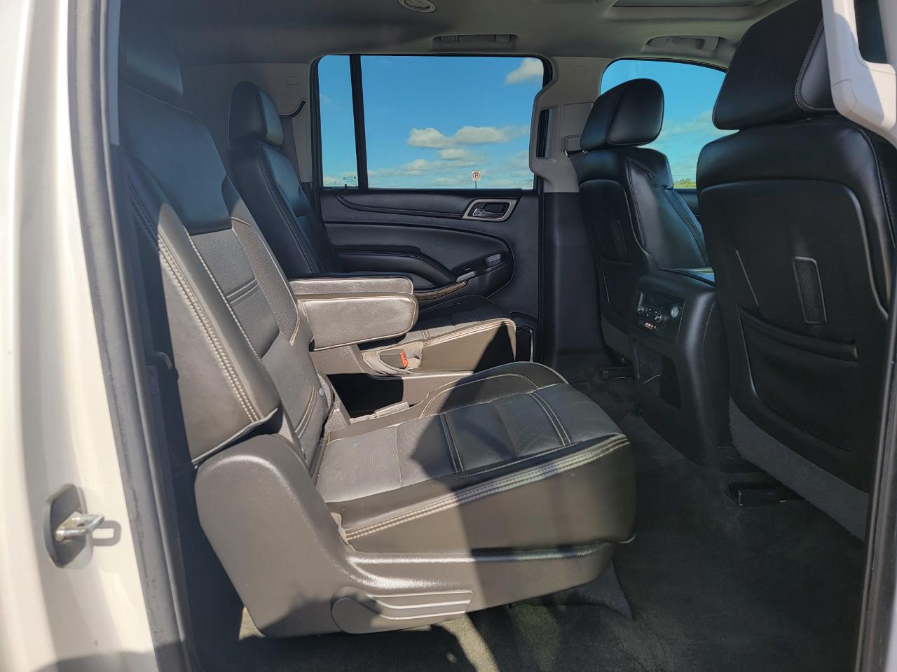 GMC Yukon XL 4WD 4dr Denali 2016