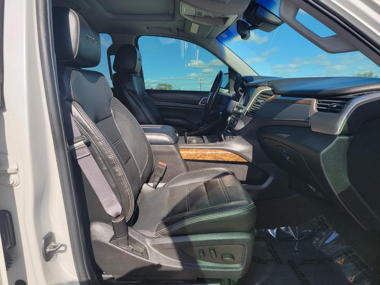 GMC Yukon XL 4WD 4dr Denali 2016