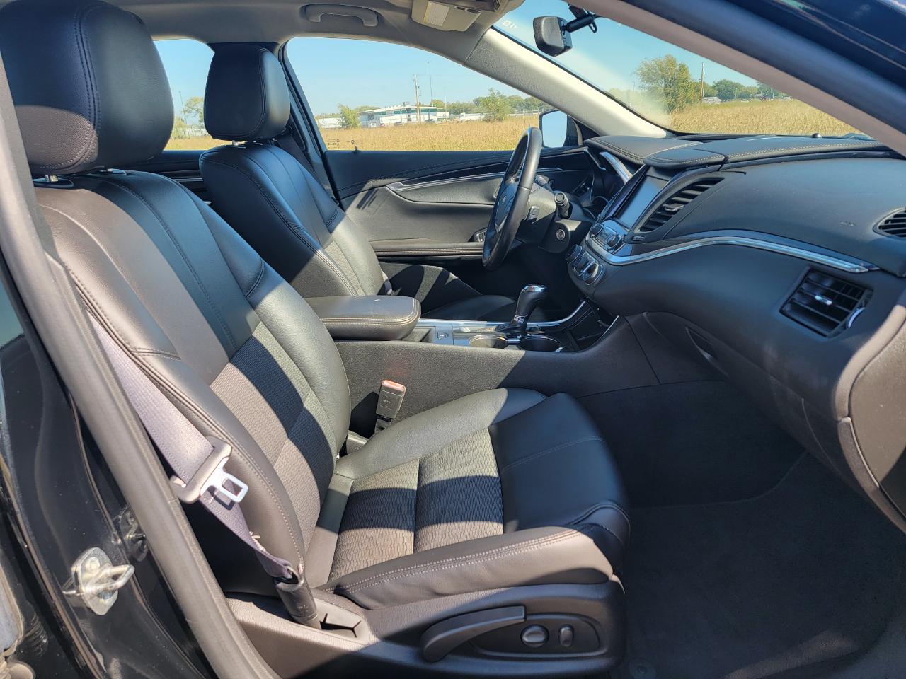 Chevrolet Impala 4dr Sdn LT w/1LT 2017