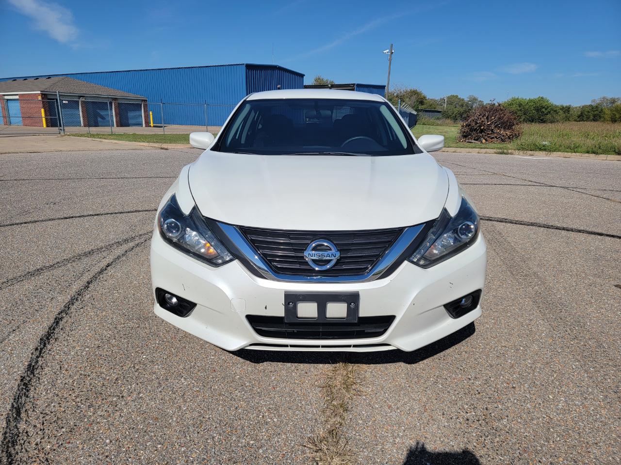 Nissan Altima 4dr Sdn I4 2.5 SR 2016