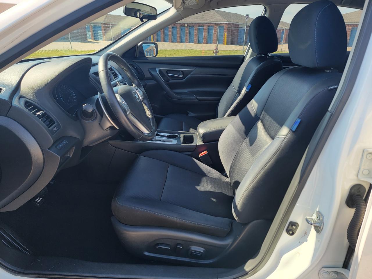 Nissan Altima 4dr Sdn I4 2.5 SR 2016